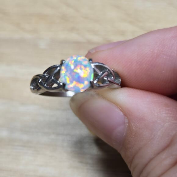 Size 5 Sterling Silver Fire Opal Ring – Celtic Knot Design - Picture 3 of 3